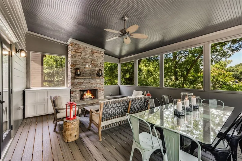 974 Rice Street Nw, Atlanta, Georgia 30318, 3 Bedrooms Bedrooms, ,2 BathroomsBathrooms,Residential,For Sale,974 Rice Street Nw,7625538