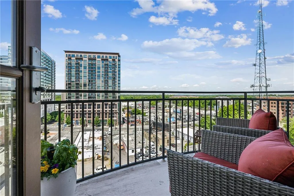 3180 Mathieson Drive Ne Unit 1001, Atlanta, Georgia 30305, 2 Bedrooms Bedrooms, ,2 BathroomsBathrooms,Residential,For Sale,3180 Mathieson Drive Ne Unit 1001,7575942