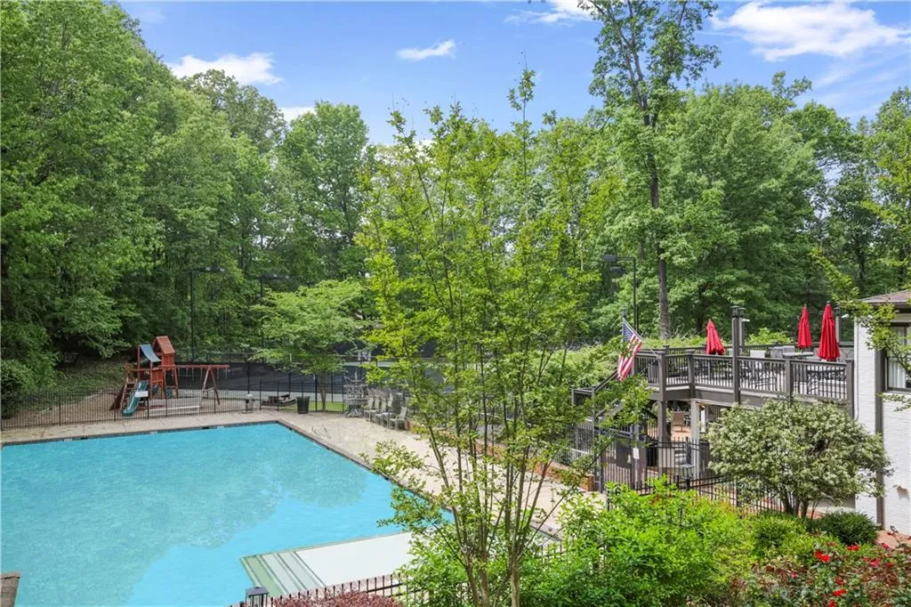 430 Hadley Court, Sandy Springs, Georgia 30350, 5 Bedrooms Bedrooms, ,5 BathroomsBathrooms,Residential,Sold,430 Hadley Court,7213917