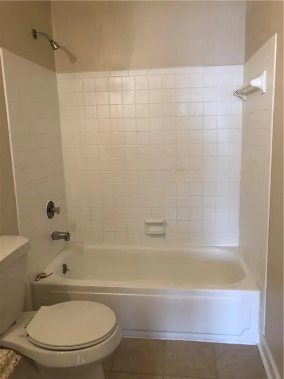 330 Winding River Drive Unit I, Atlanta, Georgia 30350, 3 Bedrooms Bedrooms, ,2 BathroomsBathrooms,Residential,Sold,330 Winding River Drive Unit I,6057887