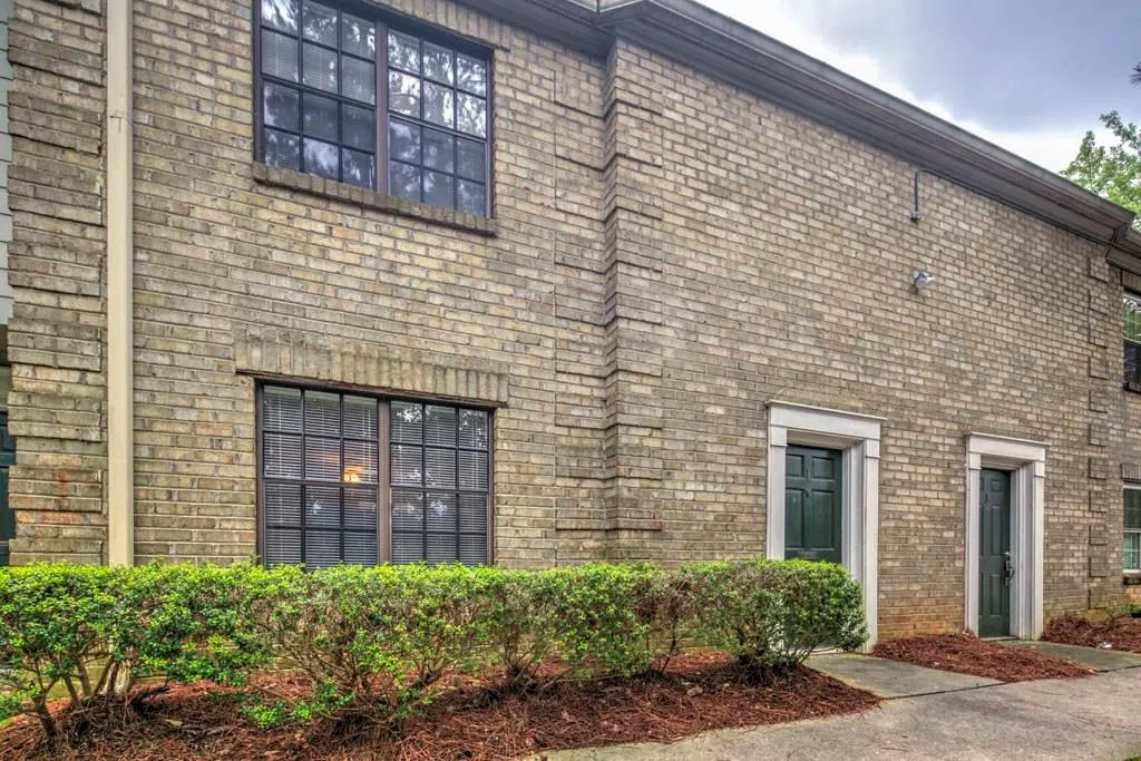 330 Winding River Drive Unit I, Atlanta, Georgia 30350, 3 Bedrooms Bedrooms, ,2 BathroomsBathrooms,Residential,Sold,330 Winding River Drive Unit I,6057887