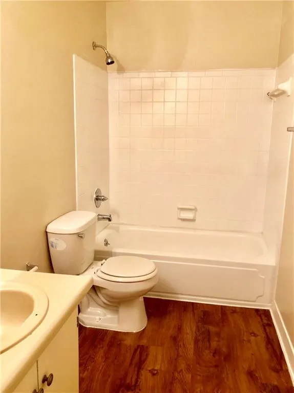 330 Winding River Drive Unit I, Atlanta, Georgia 30350, 3 Bedrooms Bedrooms, ,2 BathroomsBathrooms,Residential,Sold,330 Winding River Drive Unit I,6057887