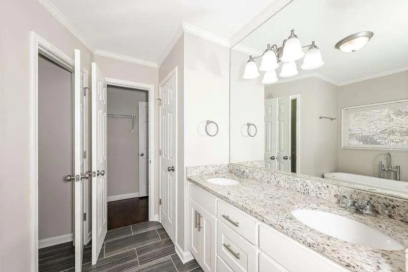 7127 Riverside Drive, Atlanta, Georgia 30328, 5 Bedrooms Bedrooms, ,3 BathroomsBathrooms,Residential,For Sale,7127 Riverside Drive,7671061