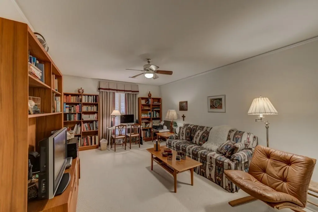 5750 Riverwood Drive, Sandy Springs, Georgia 30328, 3 Bedrooms Bedrooms, ,2 BathroomsBathrooms,Residential,Sold,5750 Riverwood Drive,6534482