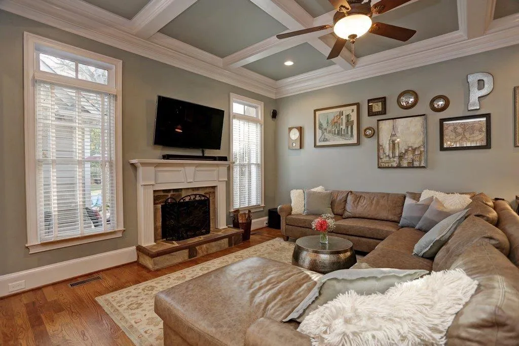 2703 Carlton Place Ne, Brookhaven, Georgia 30319, 5 Bedrooms Bedrooms, ,4 BathroomsBathrooms,Residential,Sold,2703 Carlton Place Ne,5804269