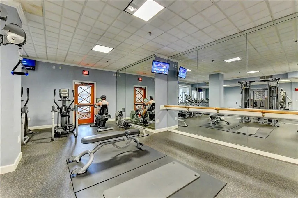 795 Hammond Drive Unit 201, Atlanta, Georgia 30328, 2 Bedrooms Bedrooms, ,1 BathroomBathrooms,Residential,Sold,795 Hammond Drive Unit 201,7208733
