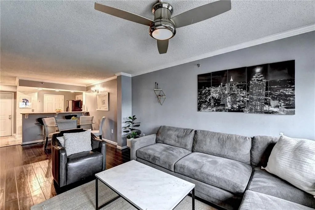 795 Hammond Drive Unit 201, Atlanta, Georgia 30328, 2 Bedrooms Bedrooms, ,1 BathroomBathrooms,Residential,Sold,795 Hammond Drive Unit 201,7208733