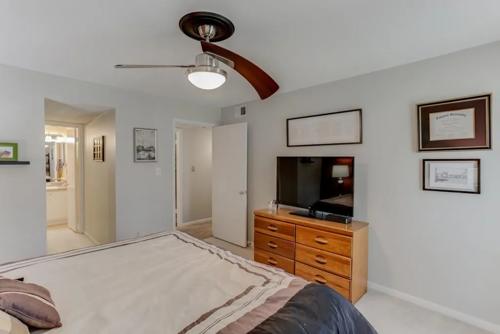 5151 Roswell Road Unit 7, Atlanta, Georgia 30342, 2 Bedrooms Bedrooms, ,2 BathroomsBathrooms,Residential,Sold,5151 Roswell Road Unit 7,5991922