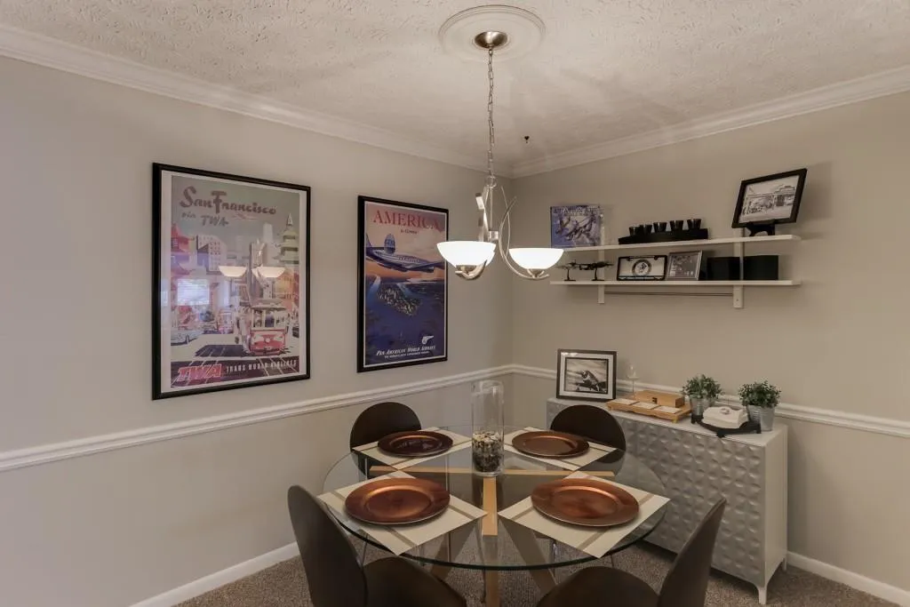 5151 Roswell Road Unit 7, Atlanta, Georgia 30342, 2 Bedrooms Bedrooms, ,2 BathroomsBathrooms,Residential,Sold,5151 Roswell Road Unit 7,5991922