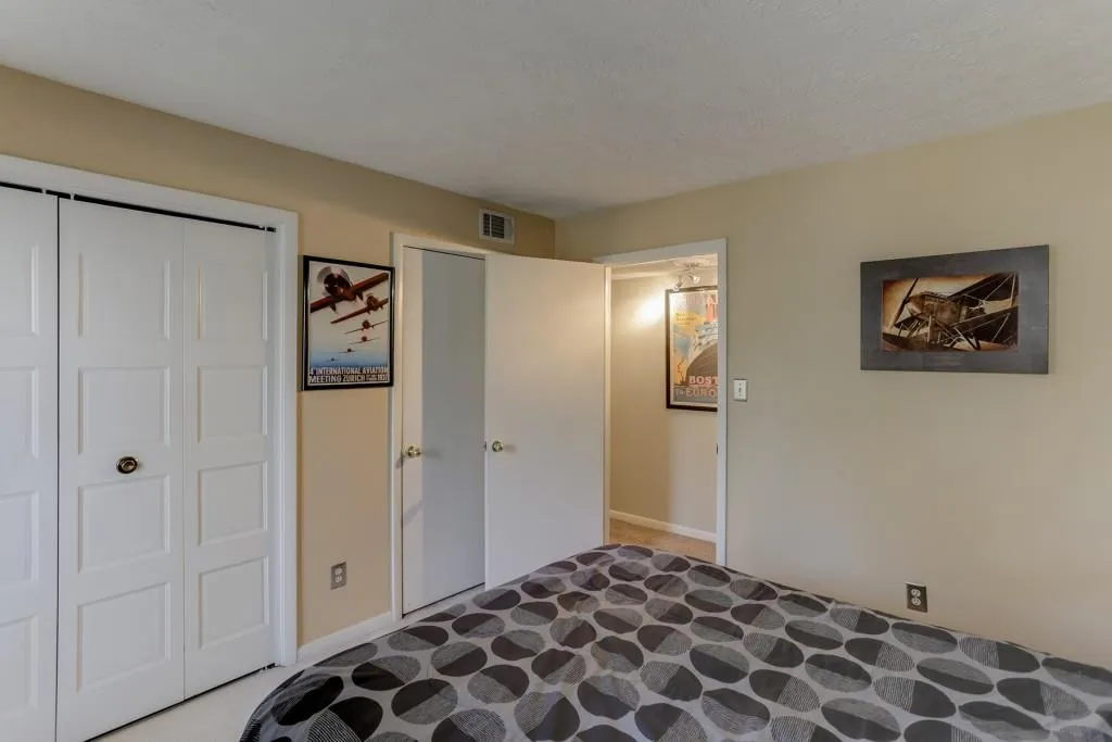 5151 Roswell Road Unit 7, Atlanta, Georgia 30342, 2 Bedrooms Bedrooms, ,2 BathroomsBathrooms,Residential,Sold,5151 Roswell Road Unit 7,5991922