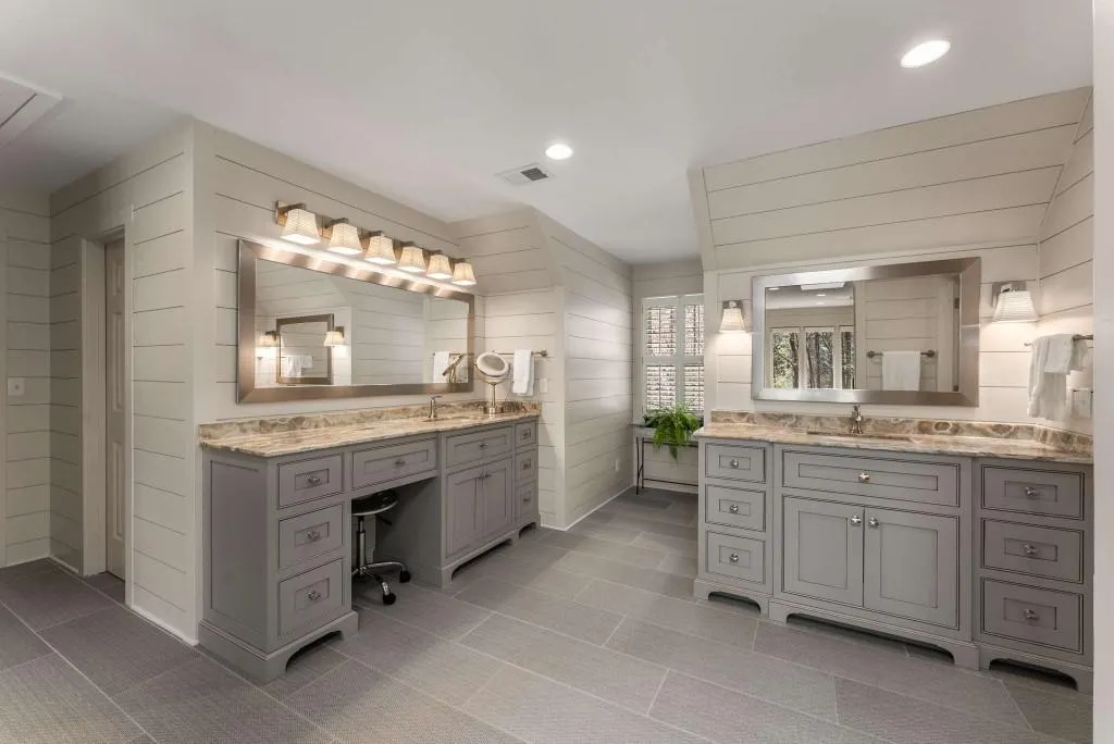 9835 Trace Valley, Sandy Springs, Georgia 30350, 5 Bedrooms Bedrooms, ,4 BathroomsBathrooms,Residential,Sold,9835 Trace Valley,7547664