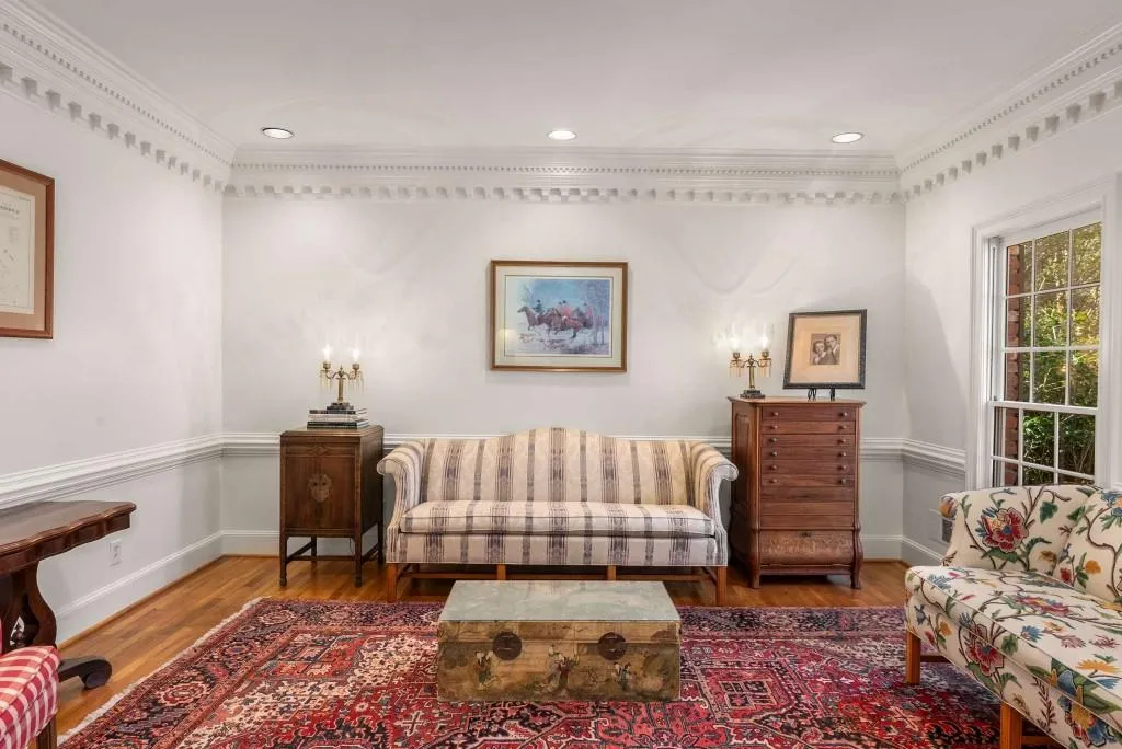 9835 Trace Valley, Sandy Springs, Georgia 30350, 5 Bedrooms Bedrooms, ,4 BathroomsBathrooms,Residential,Sold,9835 Trace Valley,7547664