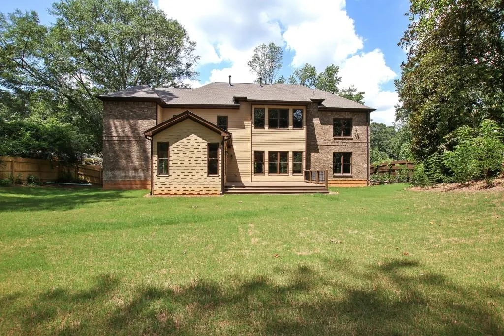 6049 Harleston Road, Atlanta, Georgia 30328, 5 Bedrooms Bedrooms, ,4 BathroomsBathrooms,Residential,Sold,6049 Harleston Road,5727321