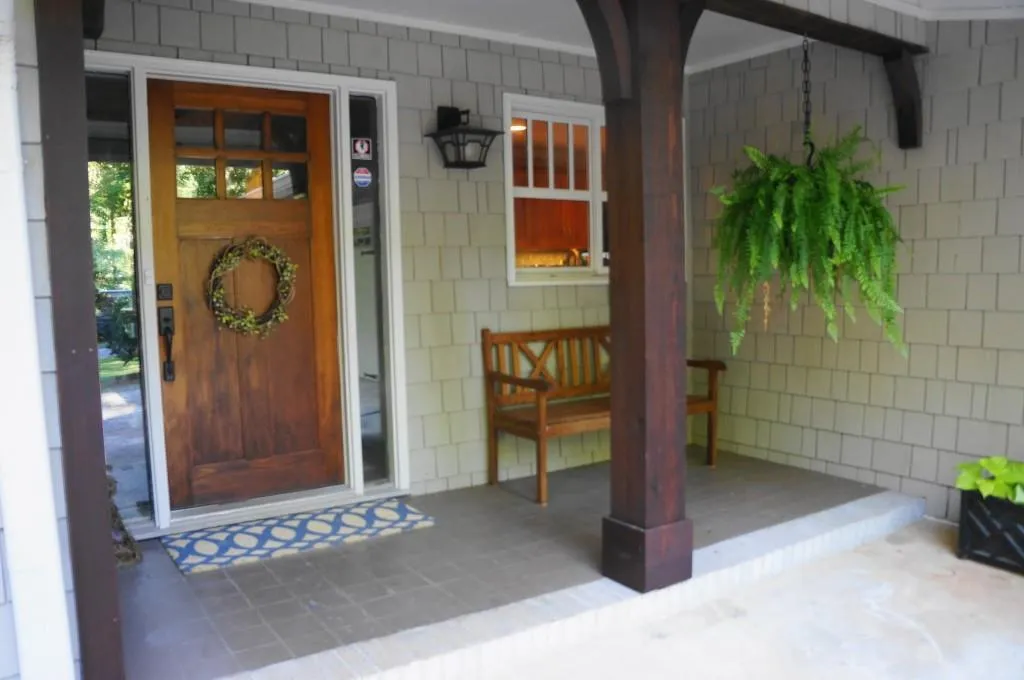 6245 Mountain Brook Lane, Atlanta, Georgia 30328, 4 Bedrooms Bedrooms, ,2 BathroomsBathrooms,Residential,Sold,6245 Mountain Brook Lane,5705999