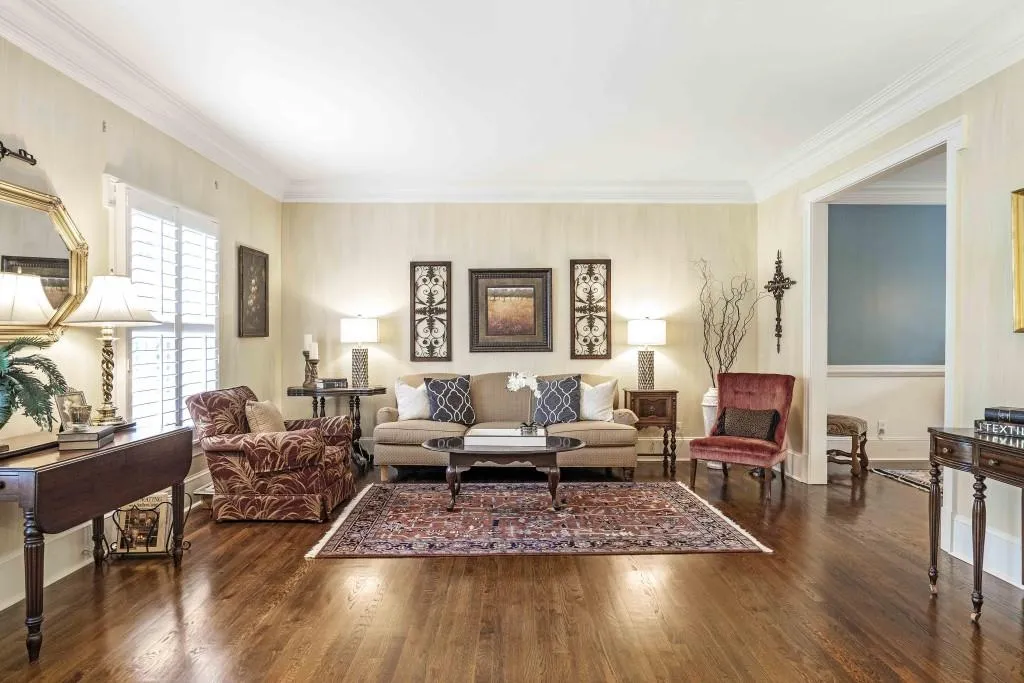 360 Lighthouse Point, Atlanta, Georgia 30328, 4 Bedrooms Bedrooms, ,2 BathroomsBathrooms,Residential,Sold,360 Lighthouse Point,6919151
