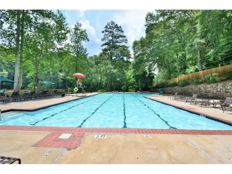 360 Lighthouse Point, Atlanta, Georgia 30328, 4 Bedrooms Bedrooms, ,2 BathroomsBathrooms,Residential,Sold,360 Lighthouse Point,6919151