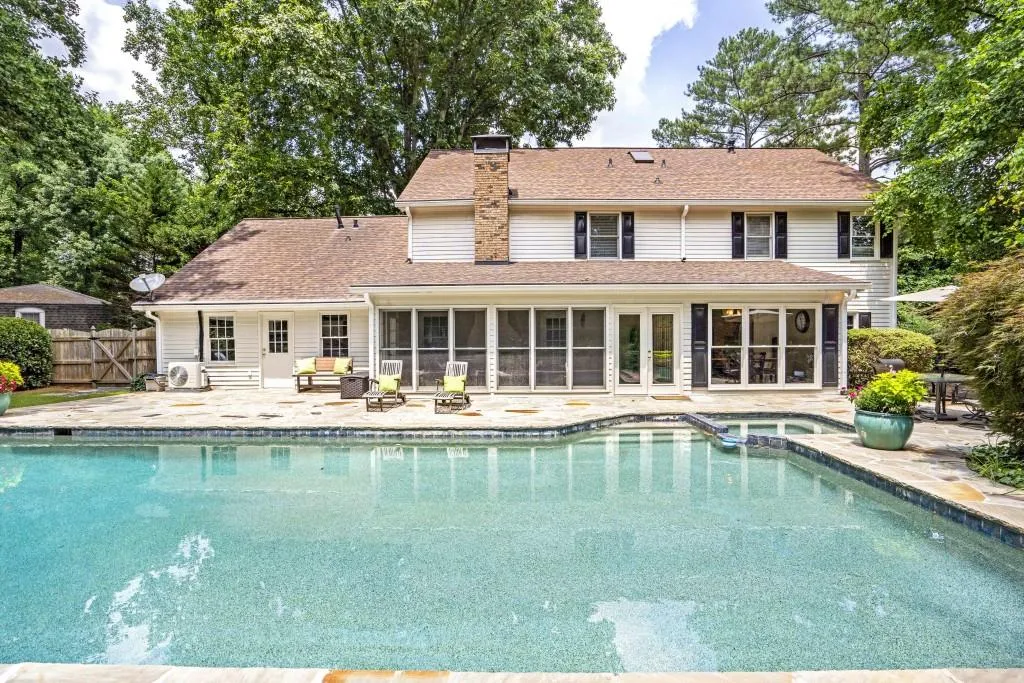 360 Lighthouse Point, Atlanta, Georgia 30328, 4 Bedrooms Bedrooms, ,2 BathroomsBathrooms,Residential,Sold,360 Lighthouse Point,6919151