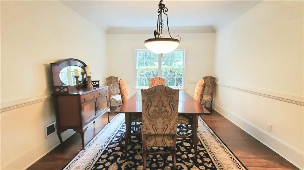 360 Lighthouse Point, Atlanta, Georgia 30328, 4 Bedrooms Bedrooms, ,2 BathroomsBathrooms,Residential,Sold,360 Lighthouse Point,6919151
