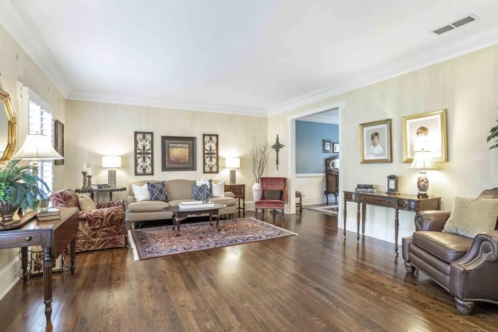 360 Lighthouse Point, Atlanta, Georgia 30328, 4 Bedrooms Bedrooms, ,2 BathroomsBathrooms,Residential,Sold,360 Lighthouse Point,6919151