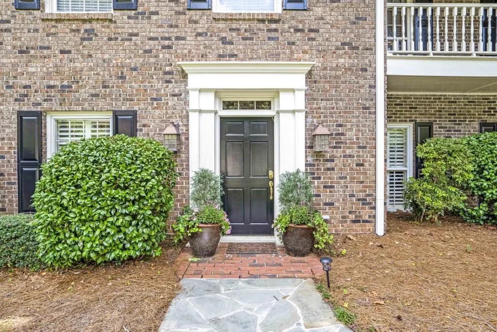 360 Lighthouse Point, Atlanta, Georgia 30328, 4 Bedrooms Bedrooms, ,2 BathroomsBathrooms,Residential,Sold,360 Lighthouse Point,6919151