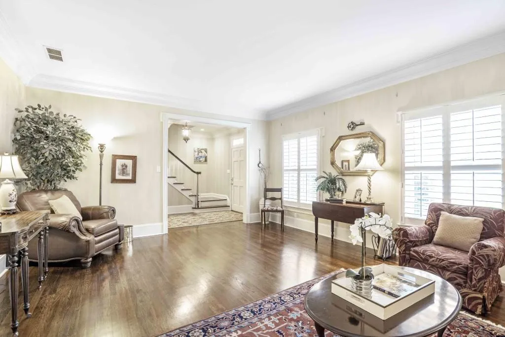 360 Lighthouse Point, Atlanta, Georgia 30328, 4 Bedrooms Bedrooms, ,2 BathroomsBathrooms,Residential,Sold,360 Lighthouse Point,6919151