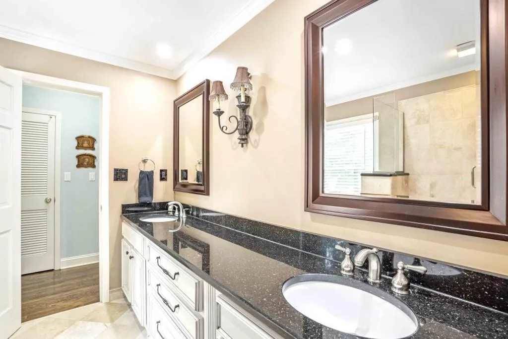 360 Lighthouse Point, Atlanta, Georgia 30328, 4 Bedrooms Bedrooms, ,2 BathroomsBathrooms,Residential,Sold,360 Lighthouse Point,6919151