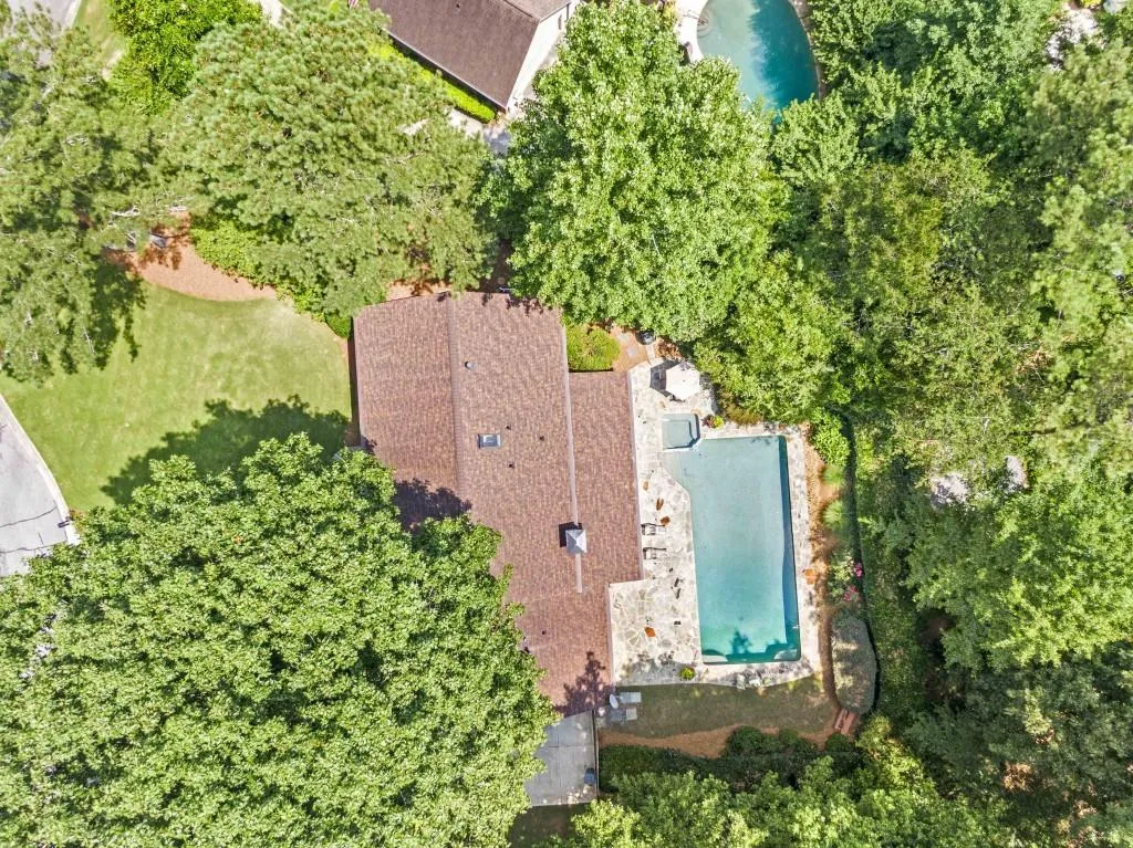 360 Lighthouse Point, Atlanta, Georgia 30328, 4 Bedrooms Bedrooms, ,2 BathroomsBathrooms,Residential,Sold,360 Lighthouse Point,6919151