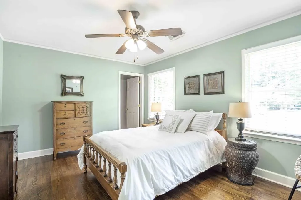 360 Lighthouse Point, Atlanta, Georgia 30328, 4 Bedrooms Bedrooms, ,2 BathroomsBathrooms,Residential,Sold,360 Lighthouse Point,6919151