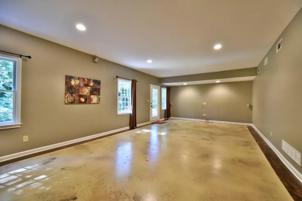 105 Trail Point, Sandy Springs, Georgia 30350, 4 Bedrooms Bedrooms, ,4 BathroomsBathrooms,Residential,Sold,105 Trail Point,5595447