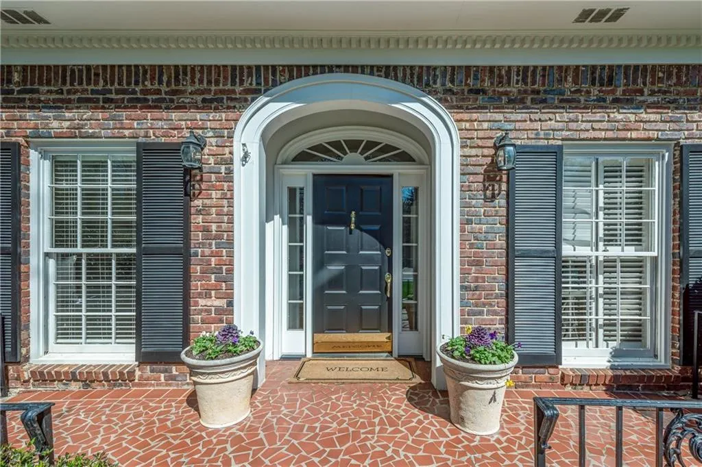 4681 Tall Pines Drive Nw, Atlanta, Georgia 30327, 4 Bedrooms Bedrooms, ,3 BathroomsBathrooms,Residential,Sold,4681 Tall Pines Drive Nw,5976550