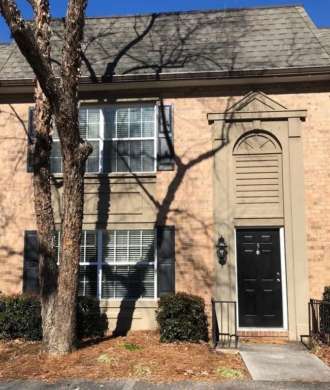 6980 Roswell Road Unit H5, Atlanta, Georgia 30328, 3 Bedrooms Bedrooms, ,2 BathroomsBathrooms,Residential,Sold,6980 Roswell Road Unit H5,5952072