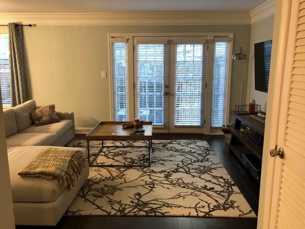 6980 Roswell Road Unit H5, Atlanta, Georgia 30328, 3 Bedrooms Bedrooms, ,2 BathroomsBathrooms,Residential,Sold,6980 Roswell Road Unit H5,5952072