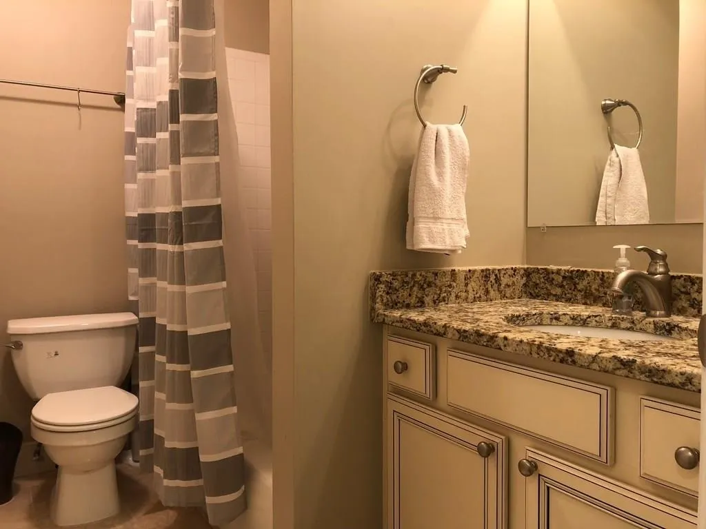 6980 Roswell Road Unit H5, Atlanta, Georgia 30328, 3 Bedrooms Bedrooms, ,2 BathroomsBathrooms,Residential,Sold,6980 Roswell Road Unit H5,5952072