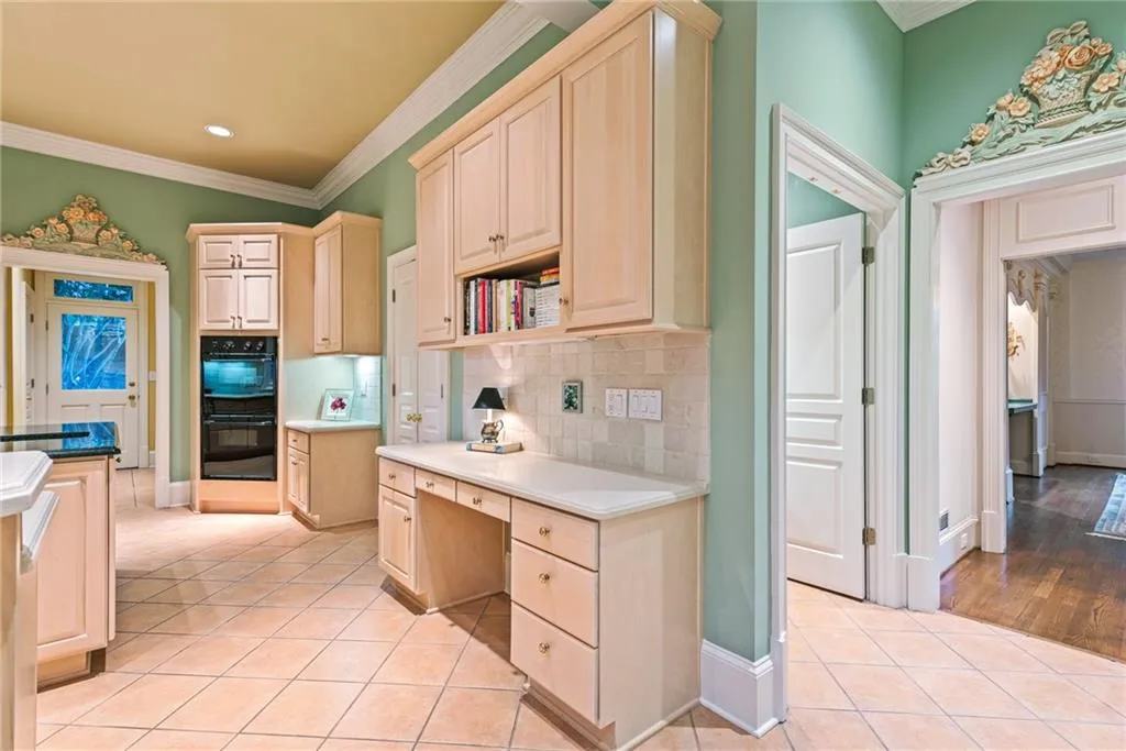 520 Chestnut Rose Lane, Sandy Springs, Georgia 30327, 4 Bedrooms Bedrooms, ,5 BathroomsBathrooms,Residential,Sold,520 Chestnut Rose Lane,6624035