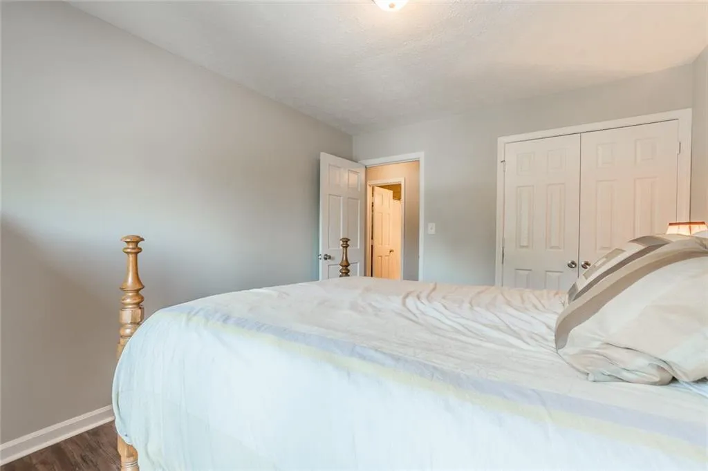 8701 Dunwoody Place Unit E, Sandy Springs, Georgia 30350, 3 Bedrooms Bedrooms, ,2 BathroomsBathrooms,Residential,Sold,8701 Dunwoody Place Unit E,6536191