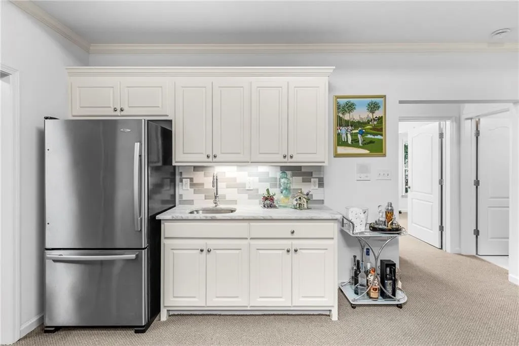 Terrace-level kitchenette Terrace-level kitchenette