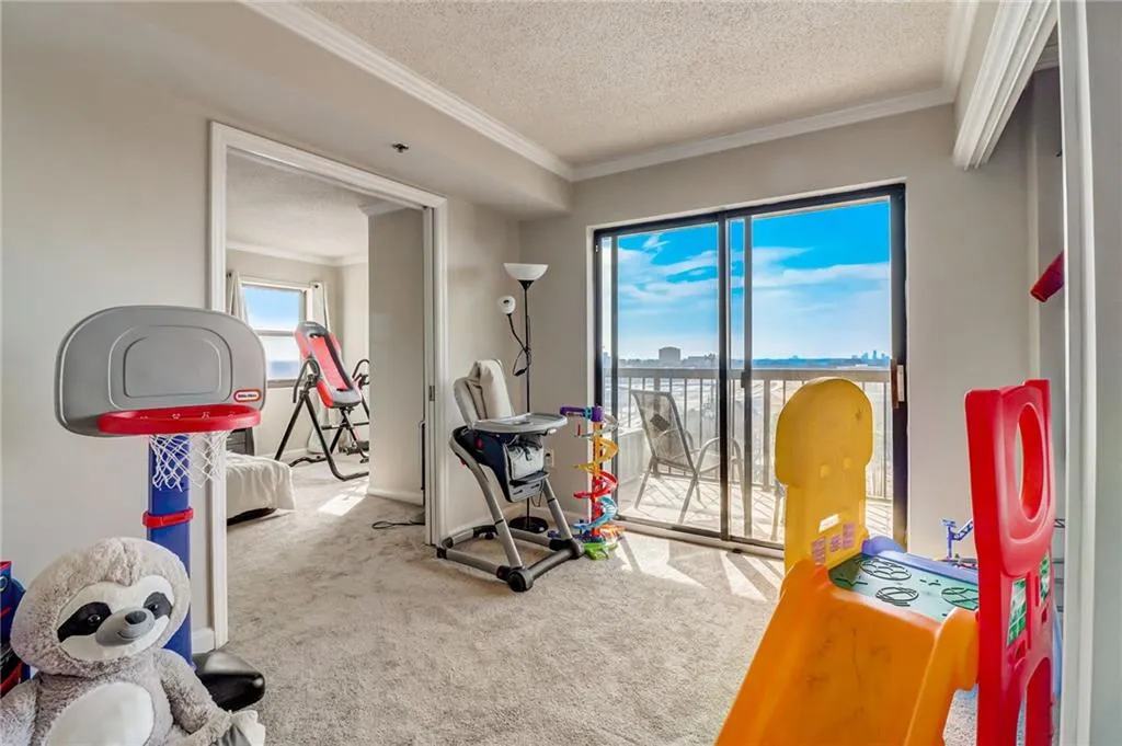 795 Hammond Drive Unit 1806, Atlanta, Georgia 30328, 2 Bedrooms Bedrooms, ,1 BathroomBathrooms,Residential,Sold,795 Hammond Drive Unit 1806,7343916