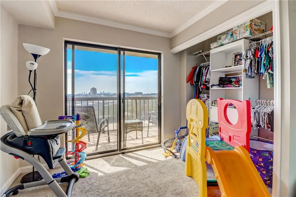 795 Hammond Drive Unit 1806, Atlanta, Georgia 30328, 2 Bedrooms Bedrooms, ,1 BathroomBathrooms,Residential,Sold,795 Hammond Drive Unit 1806,7343916