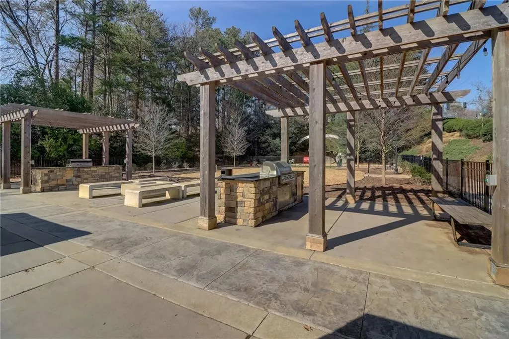795 Hammond Drive Unit 1806, Atlanta, Georgia 30328, 2 Bedrooms Bedrooms, ,1 BathroomBathrooms,Residential,Sold,795 Hammond Drive Unit 1806,7343916