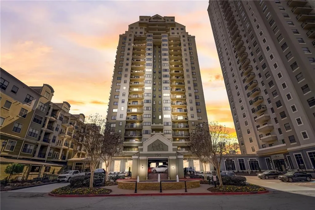 795 Hammond Drive Unit 1806, Atlanta, Georgia 30328, 2 Bedrooms Bedrooms, ,1 BathroomBathrooms,Residential,Sold,795 Hammond Drive Unit 1806,7343916