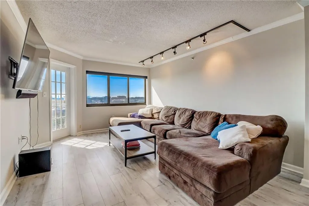 795 Hammond Drive Unit 1806, Atlanta, Georgia 30328, 2 Bedrooms Bedrooms, ,1 BathroomBathrooms,Residential,Sold,795 Hammond Drive Unit 1806,7343916