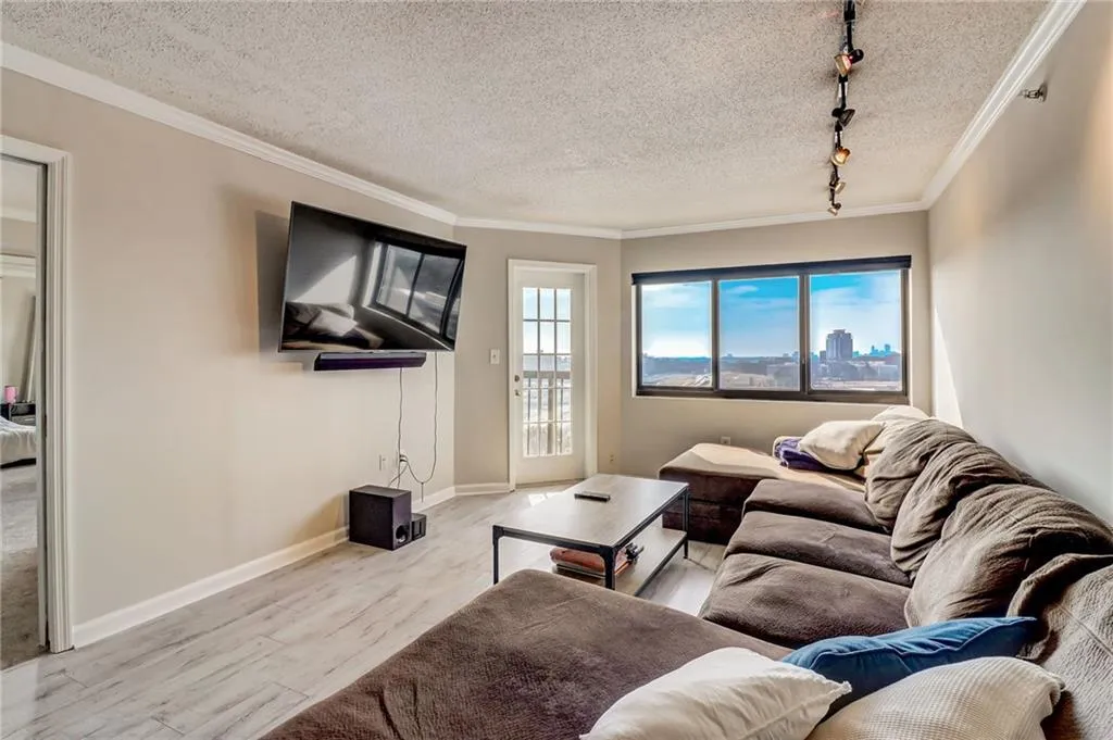 795 Hammond Drive Unit 1806, Atlanta, Georgia 30328, 2 Bedrooms Bedrooms, ,1 BathroomBathrooms,Residential,Sold,795 Hammond Drive Unit 1806,7343916