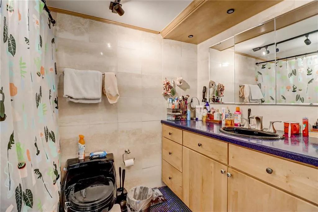 795 Hammond Drive Unit 1806, Atlanta, Georgia 30328, 2 Bedrooms Bedrooms, ,1 BathroomBathrooms,Residential,Sold,795 Hammond Drive Unit 1806,7343916