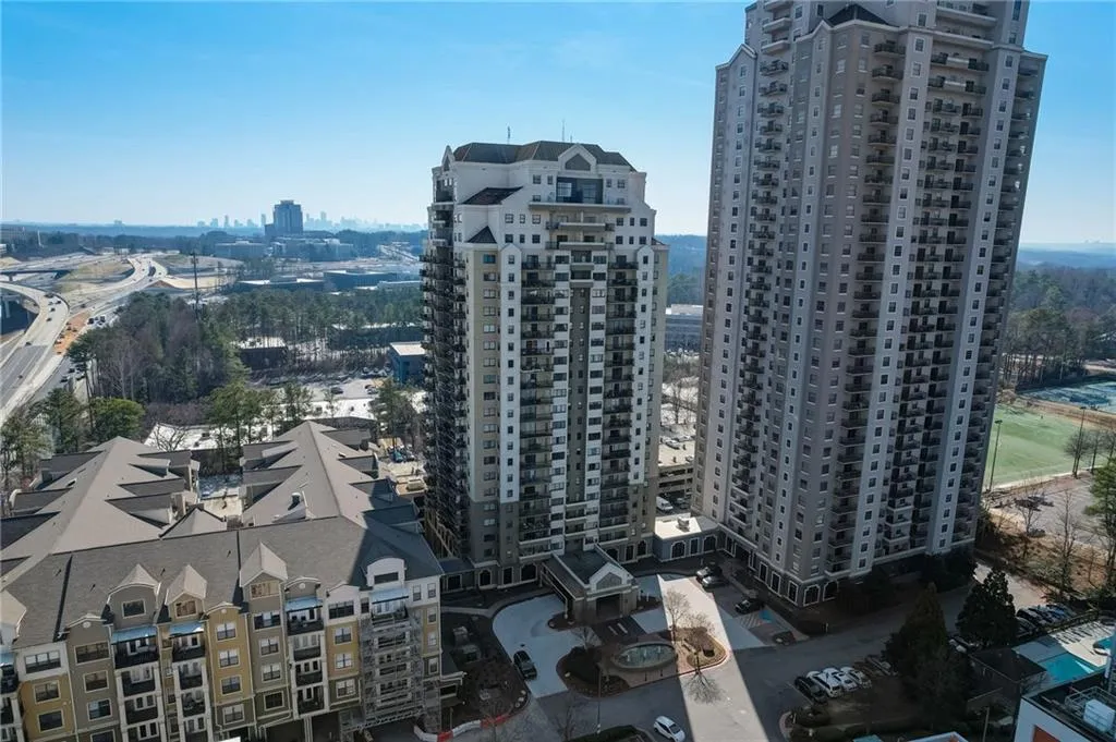 795 Hammond Drive Unit 1806, Atlanta, Georgia 30328, 2 Bedrooms Bedrooms, ,1 BathroomBathrooms,Residential,Sold,795 Hammond Drive Unit 1806,7343916