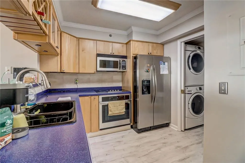 795 Hammond Drive Unit 1806, Atlanta, Georgia 30328, 2 Bedrooms Bedrooms, ,1 BathroomBathrooms,Residential,Sold,795 Hammond Drive Unit 1806,7343916