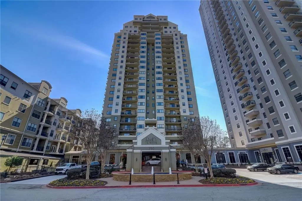 795 Hammond Drive Unit 1806, Atlanta, Georgia 30328, 2 Bedrooms Bedrooms, ,1 BathroomBathrooms,Residential,Sold,795 Hammond Drive Unit 1806,7343916