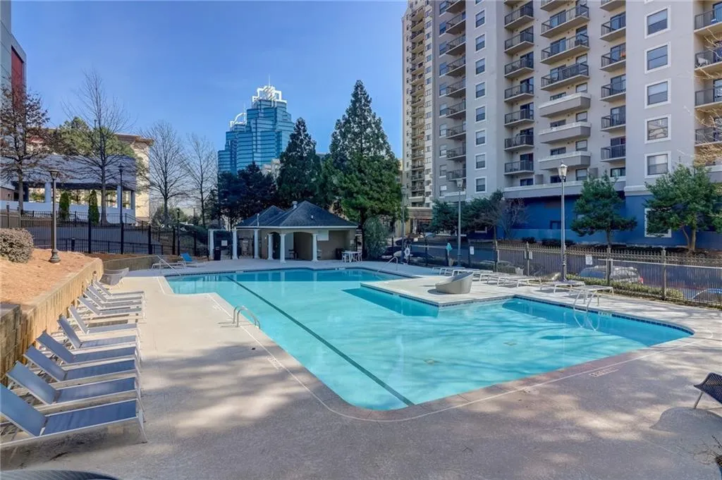 795 Hammond Drive Unit 1806, Atlanta, Georgia 30328, 2 Bedrooms Bedrooms, ,1 BathroomBathrooms,Residential,Sold,795 Hammond Drive Unit 1806,7343916