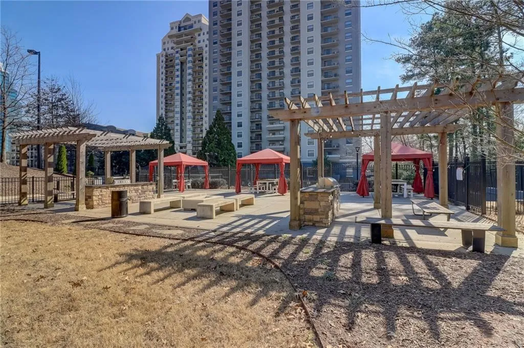 795 Hammond Drive Unit 1806, Atlanta, Georgia 30328, 2 Bedrooms Bedrooms, ,1 BathroomBathrooms,Residential,Sold,795 Hammond Drive Unit 1806,7343916