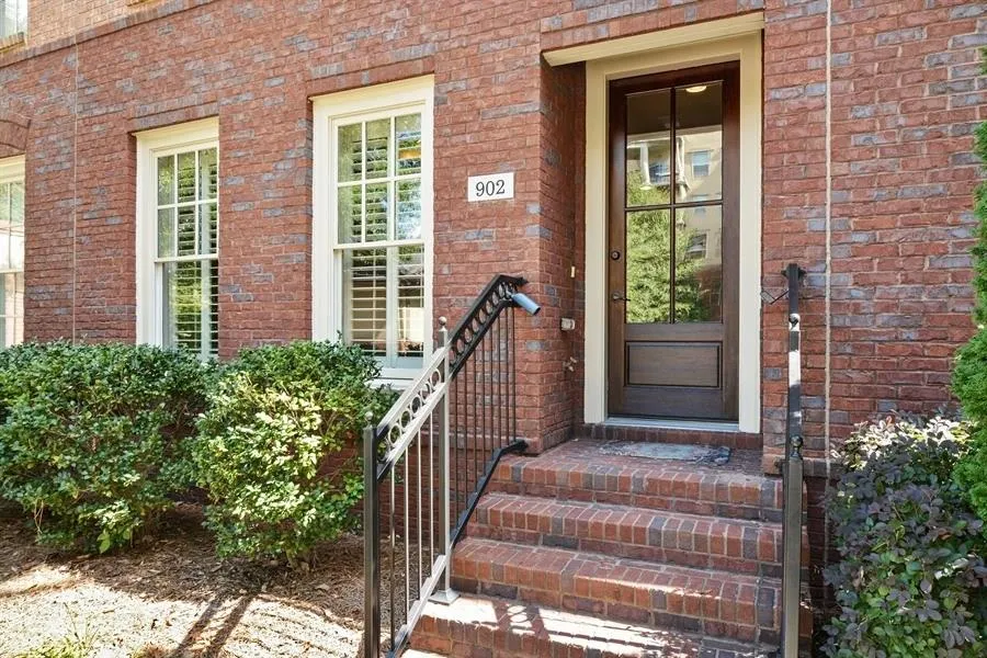 902 River Vista Drive Unit 902, Atlanta, Georgia 30339, 4 Bedrooms Bedrooms, ,4 BathroomsBathrooms,Residential,Sold,902 River Vista Drive Unit 902,6054753