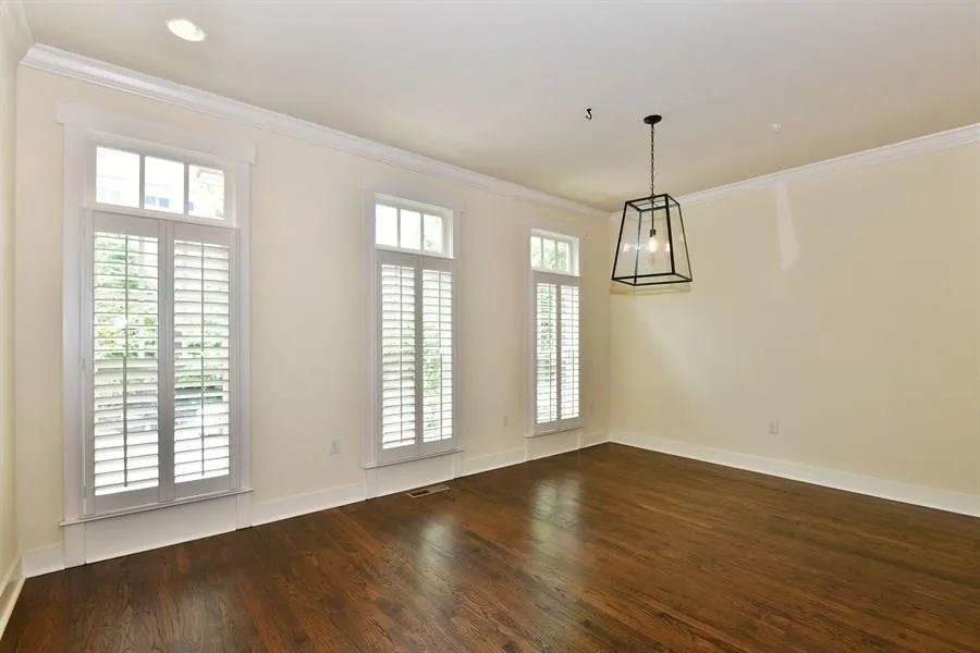 902 River Vista Drive Unit 902, Atlanta, Georgia 30339, 4 Bedrooms Bedrooms, ,4 BathroomsBathrooms,Residential,Sold,902 River Vista Drive Unit 902,6054753